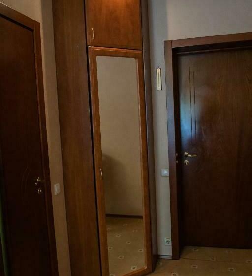 اتاق استاندارد, Kamelot