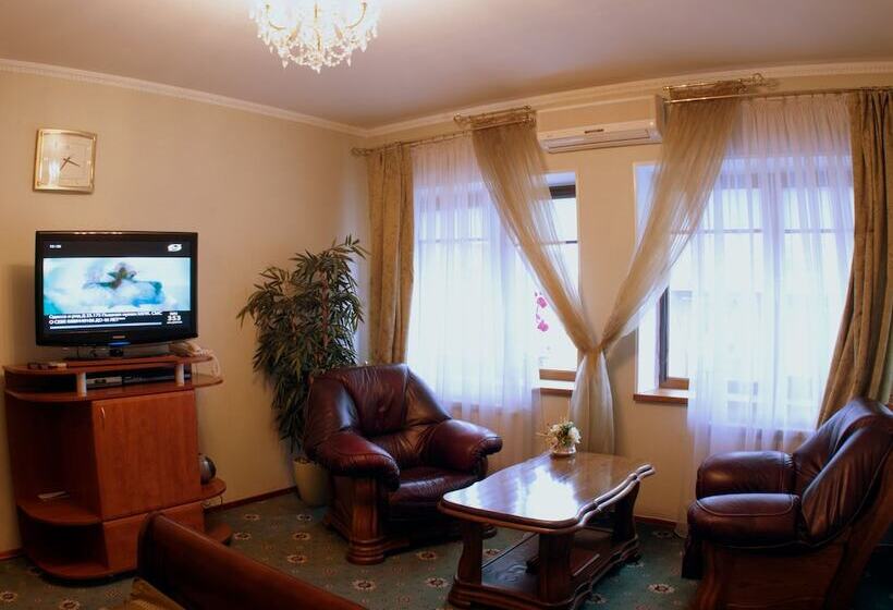 سوییت جونیور, Kamelot