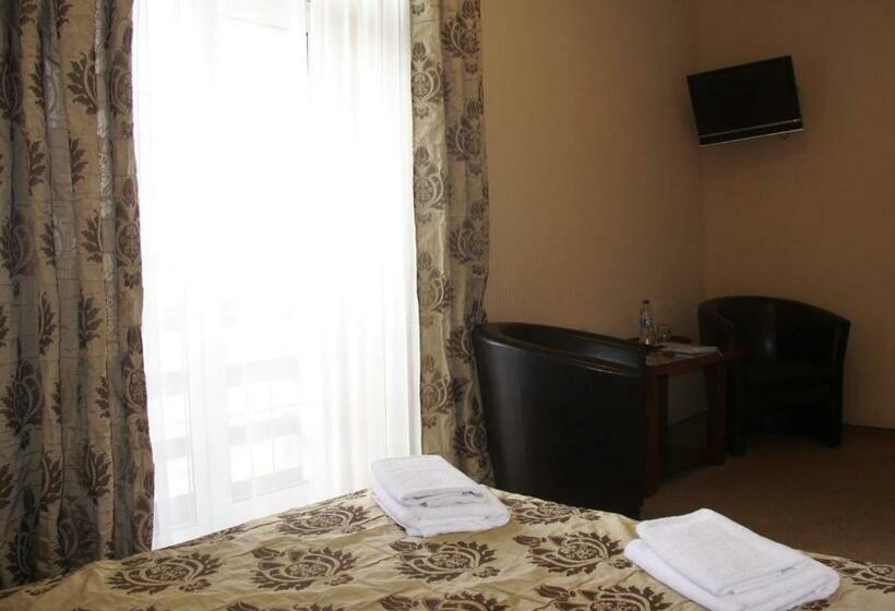 اتاق استاندارد, Kamelot