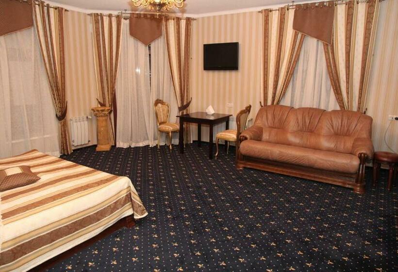 سوییت جونیور, Kleopatra Vip