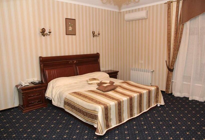 سوییت جونیور, Kleopatra Vip