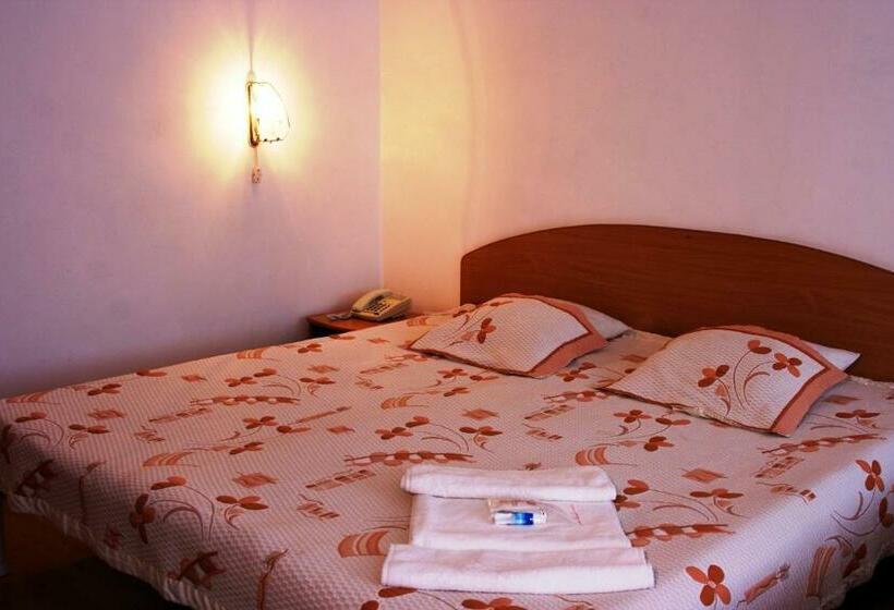 سوییت جونیور, Kyiv