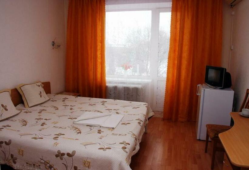 اتاق استاندارد, Kyiv