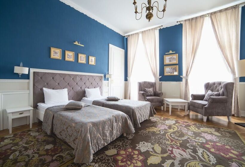 غرفة كومفورت, Modern Art