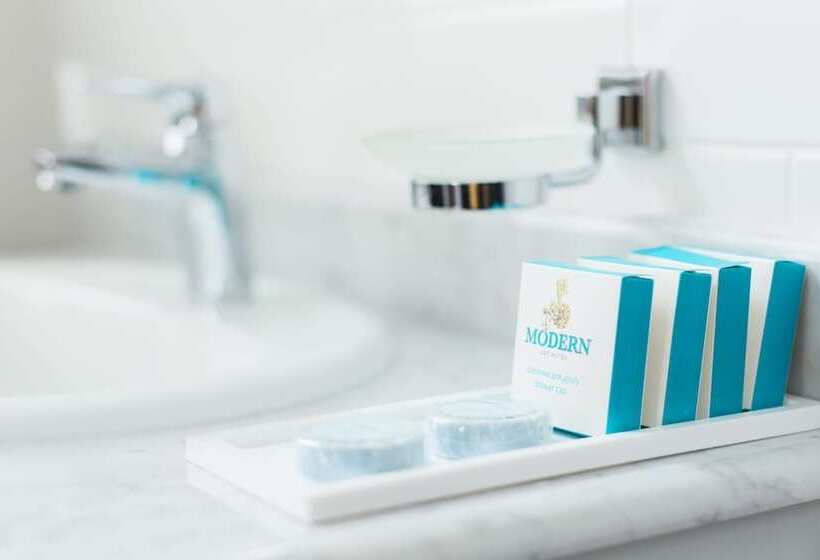 جناح, Modern Art