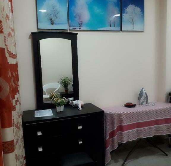 غرفة قياسية مطلة على الجبل, New Blue Home