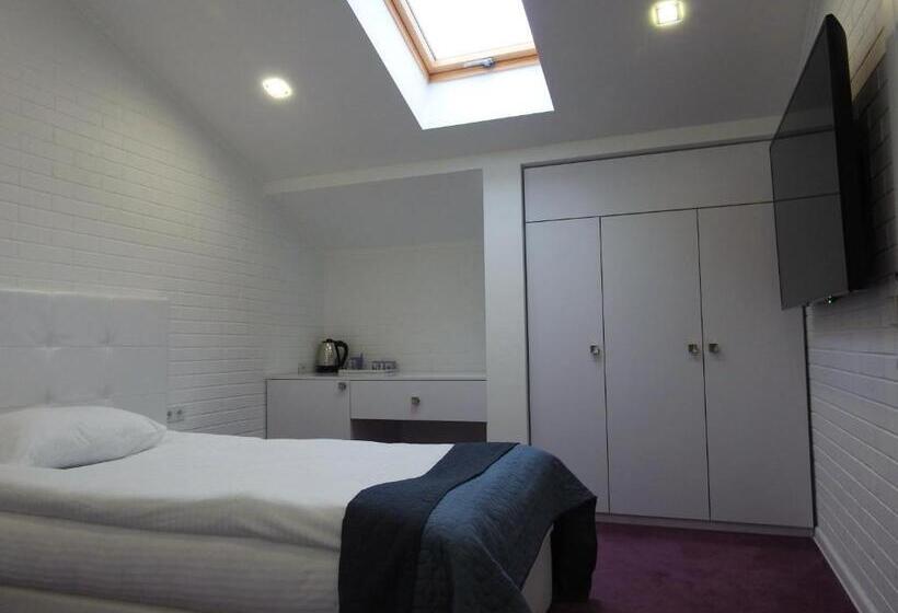 اتاق اکونومی یک تخته, Patio Di Fiori