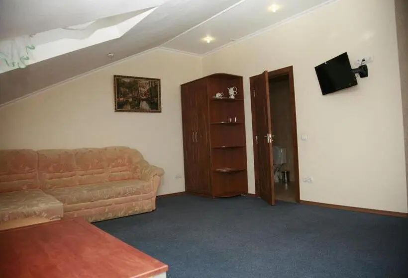 Camera Quadrupla Standard, Sava Dream