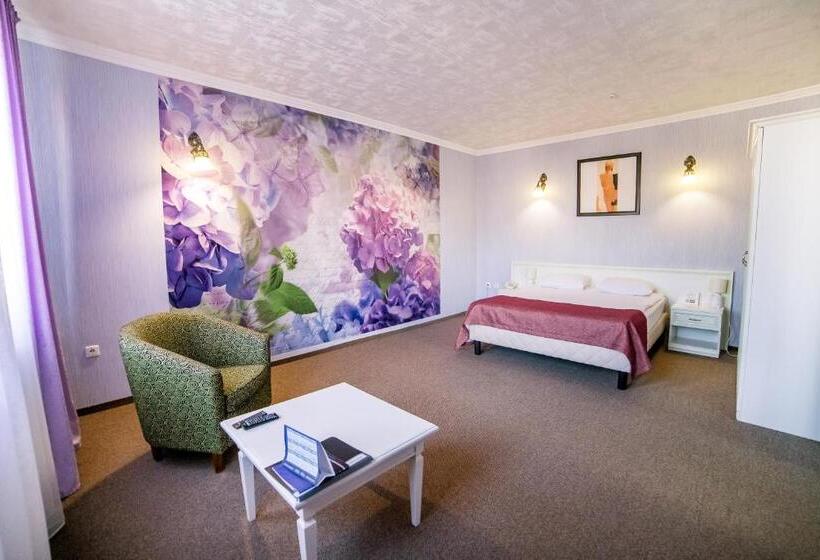 סוויטה, Solomiya