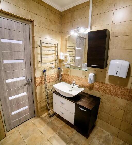 דירת חדר, Solomiya