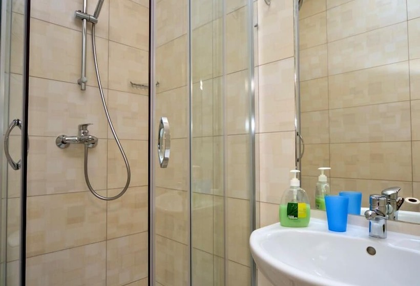 1 Szobás Apartman, Sunday Apart