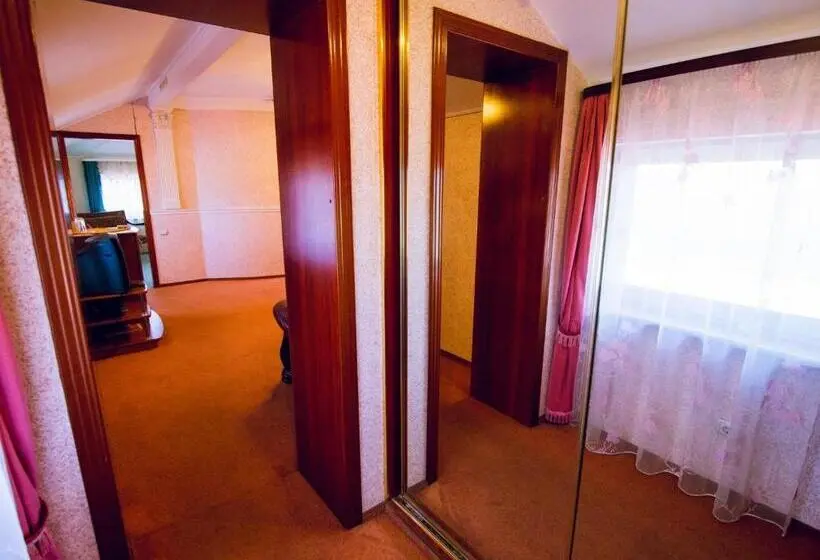 Apartament 1 Sypialnia, Versal Hotel Complex