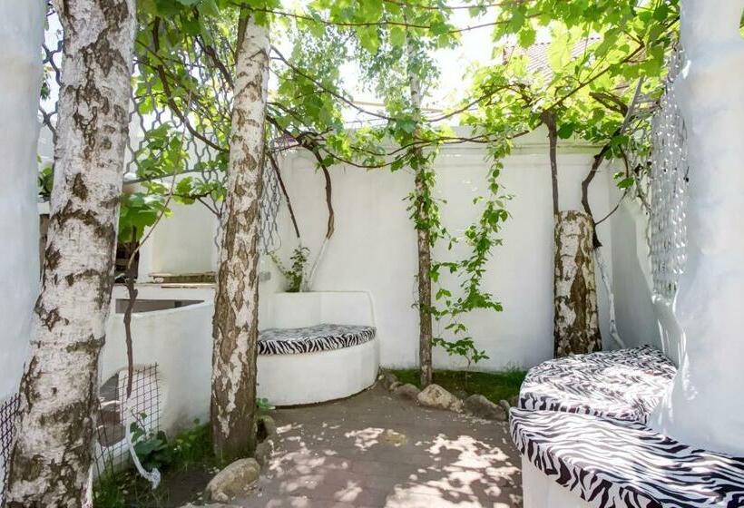 استودیوی استاندارد, Villa Da Vinci