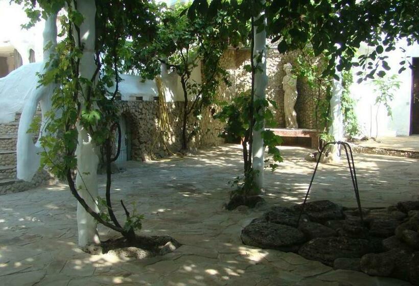 استودیوی استاندارد, Villa Da Vinci