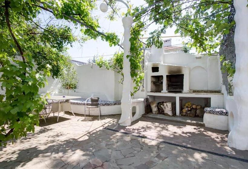 استودیوی استاندارد, Villa Da Vinci