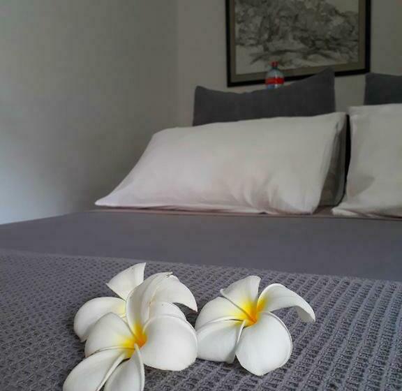 Номер Deluxe, 27 Spathodea Oasis In The City