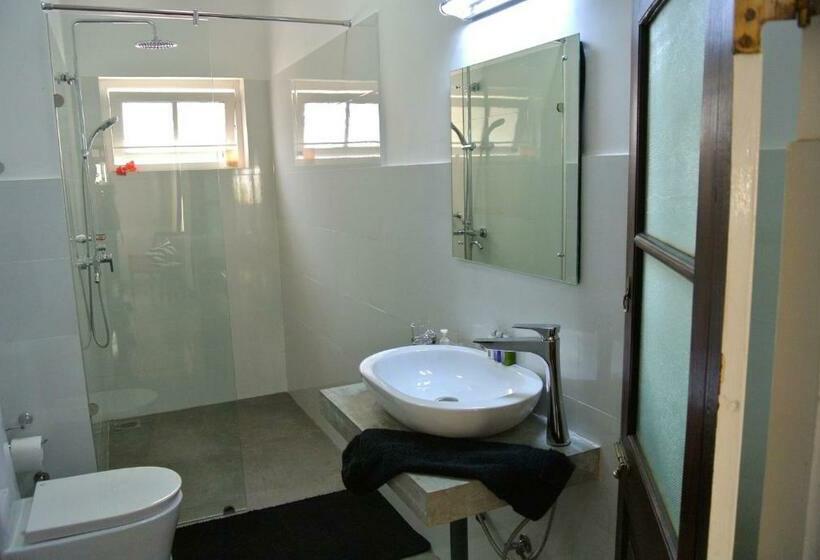 Номер Deluxe, 27 Spathodea Oasis In The City