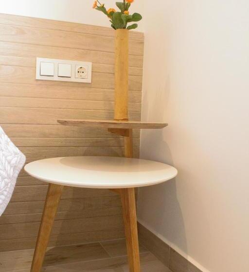 استودیوی استاندارد با چشمانداز دریا, Gazteategi