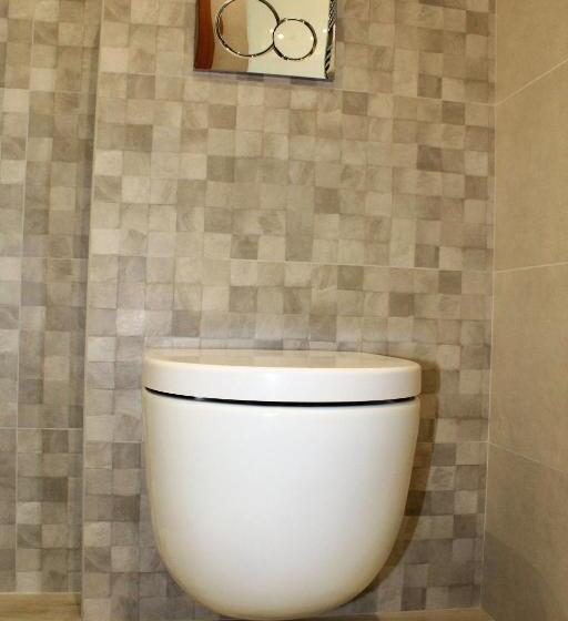 استودیوی استاندارد با چشمانداز دریا, Gazteategi