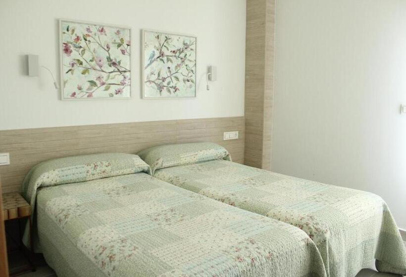 آپارتمان 1 خوابه همکف, Gazteategi