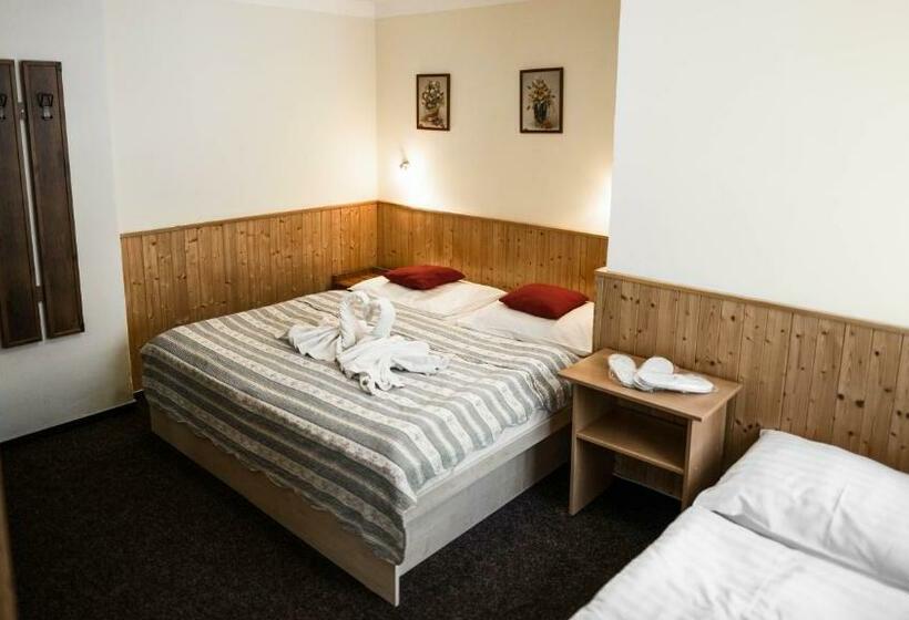 Номер Стандарт Трехместный, Atlas