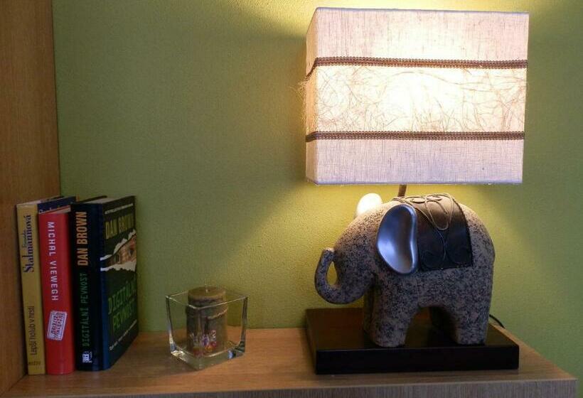 סוויטה משפחתית, Gól Prostějov