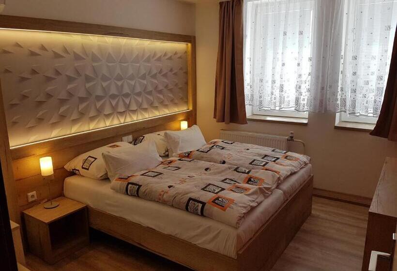 חדר סטנדרט, Gól Prostějov