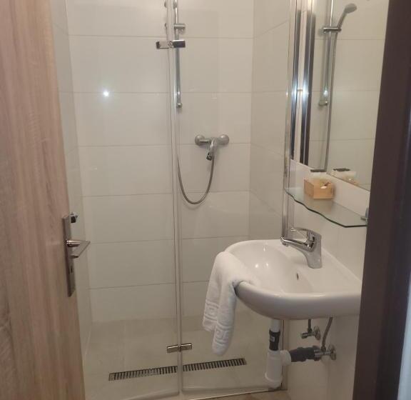 חדר סטנדרט, Gól Prostějov