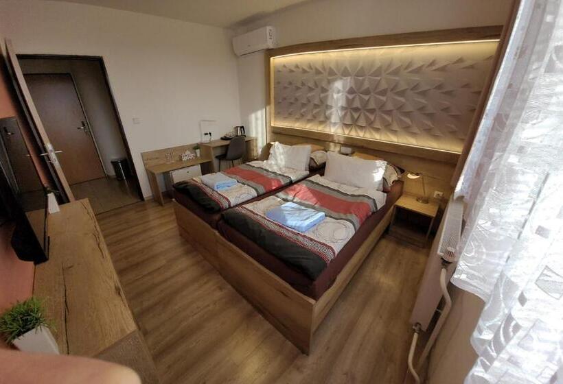 חדר סטנדרט, Gól Prostějov