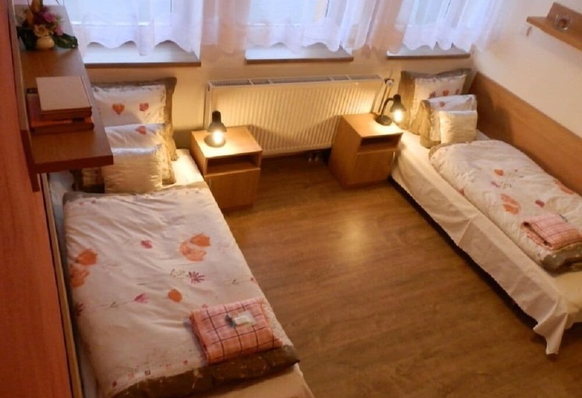 חדר סטנדרט, Gól Prostějov