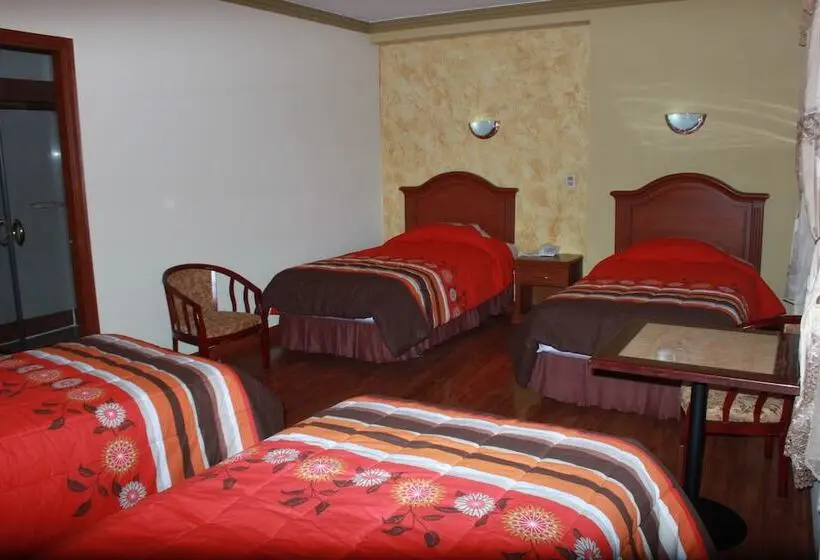 اتاق استاندارد چهار تخته, Golden Palace