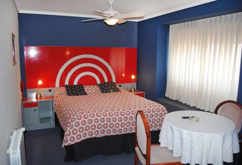 اتاق استاندارد, Gran International