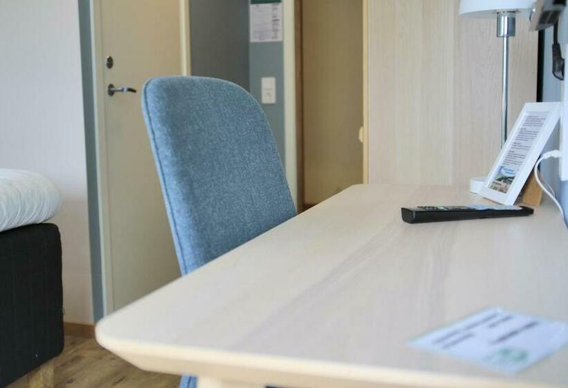 スタンダードルーム, L Munkeröd