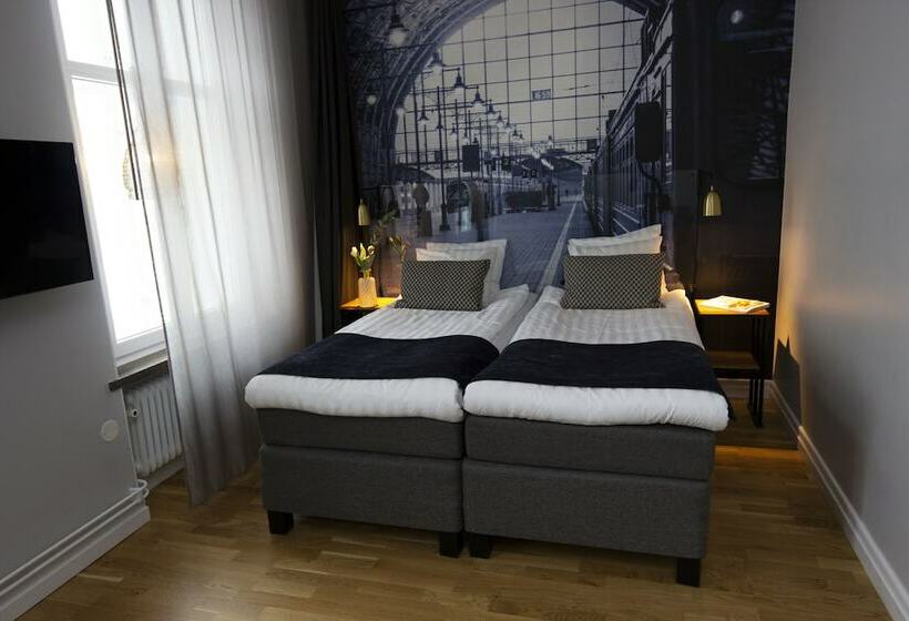 스탠다드 룸, Livin Station