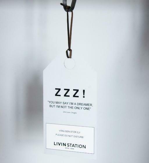 스탠다드 싱글 룸, Livin Station