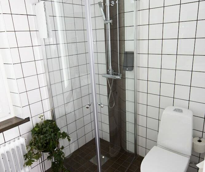 스탠다드 룸, Livin Station