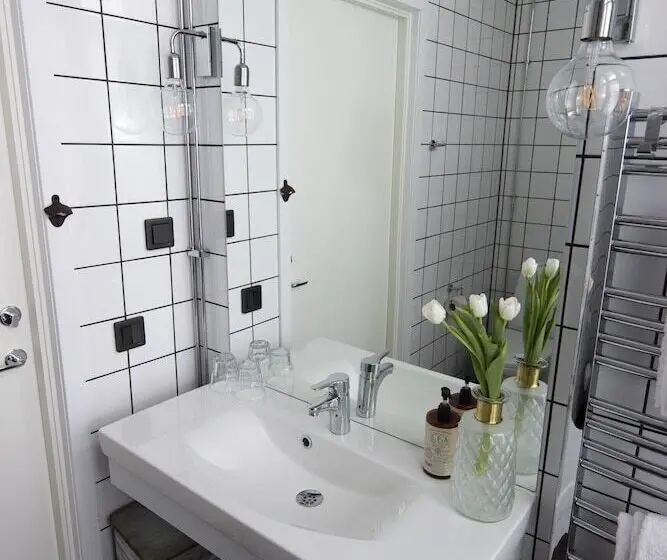 Standard-huone, Livin Station