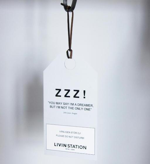 스탠다드 룸, Livin Station