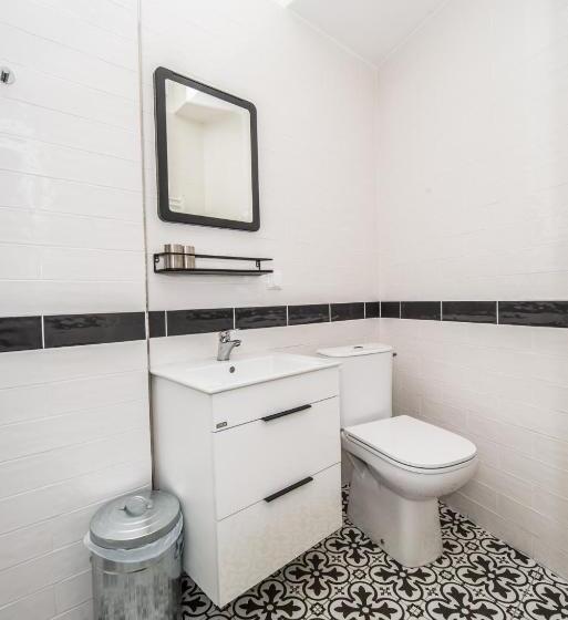 اتاق استاندارد یک نفره, Na Baste