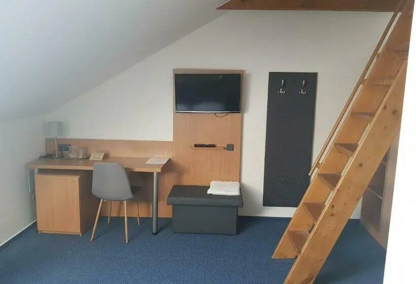 スタンダード４人部屋, Rustikal Hustopeče   Vinný Ráj S Cimbálem A Chutěmi Jižní Moravy