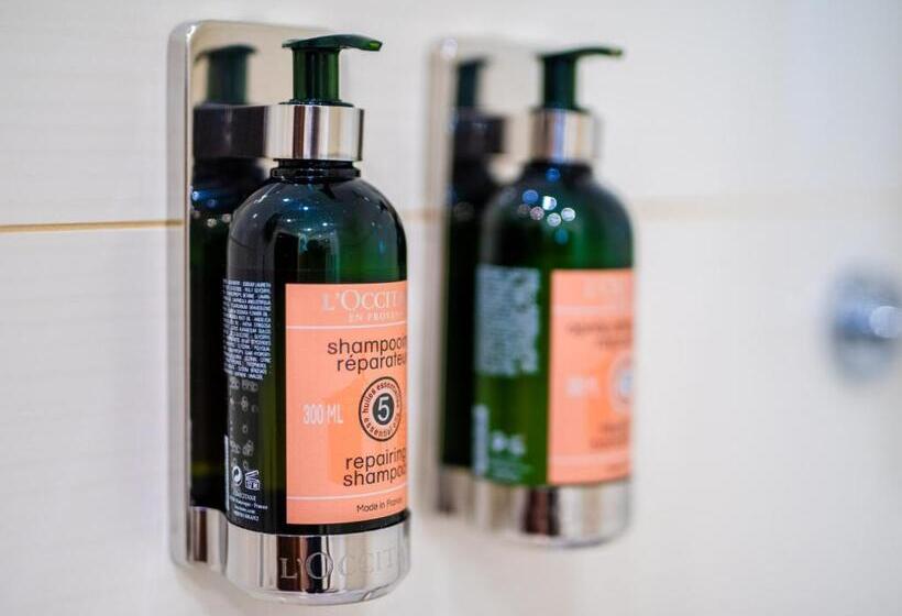 شقة غرفة واحدة, Větruše