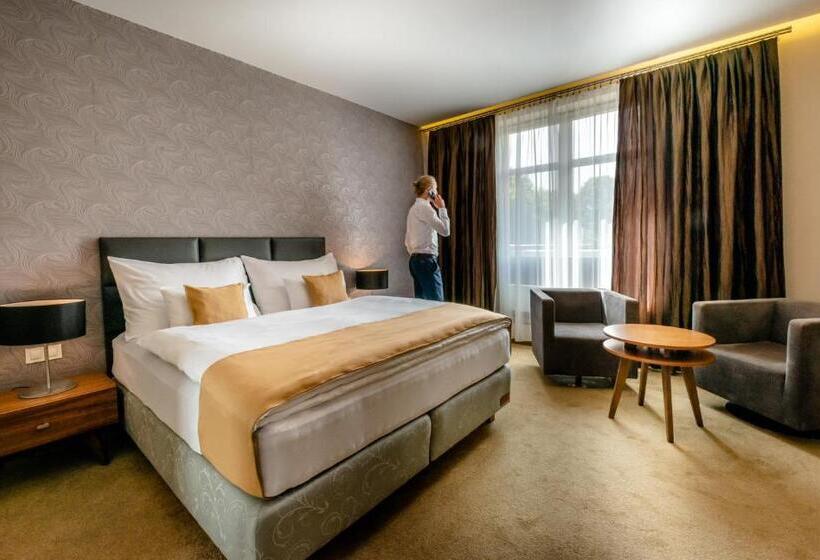 غرفة ديلوكس, Větruše