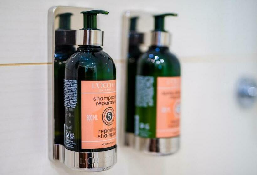 غرفة قياسية فردية, Větruše