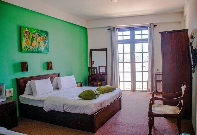 Habitación Triple Estándar, Manudi Glenfallsedge Rest