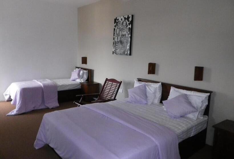 Habitación Triple Estándar, Manudi Glenfallsedge Rest