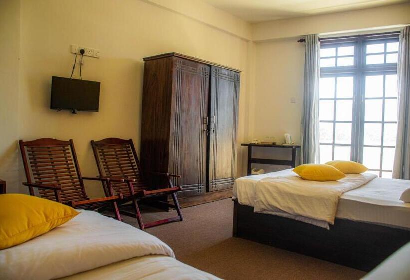 Habitación Triple Estándar, Manudi Glenfallsedge Rest