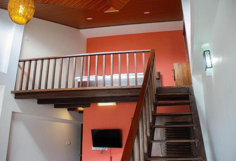 Estudio Deluxe, Manudi Glenfallsedge Rest