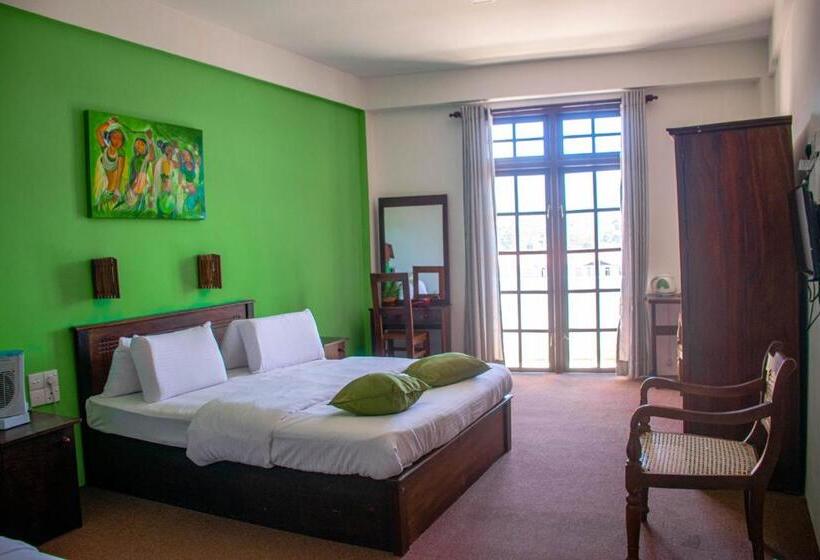 Habitación Triple Estándar, Manudi Glenfallsedge Rest