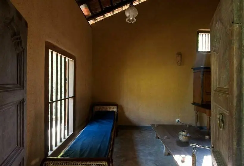 Standard Yhden Hengen Huone, The Kandy Samadhicentre