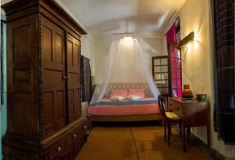 スタンダードシングルルーム, The Kandy Samadhicentre